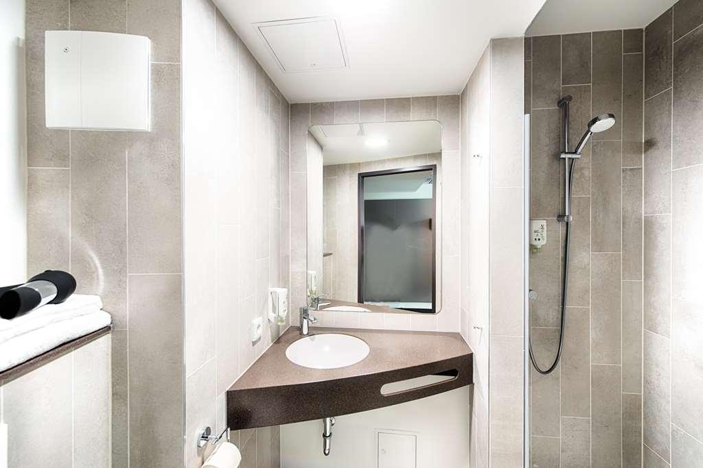 B&B Hotel Wien-Meidling Viena Quarto foto